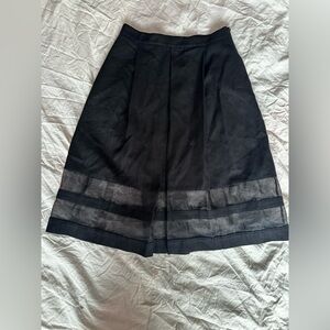Club Monaco Black Knee-Length A-Line Skirt – Size 00 – Sheer Panel Hem Detail